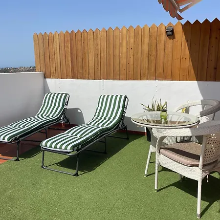 Appartement Atico Con Barbacoa Y Terraza Exclusiva.